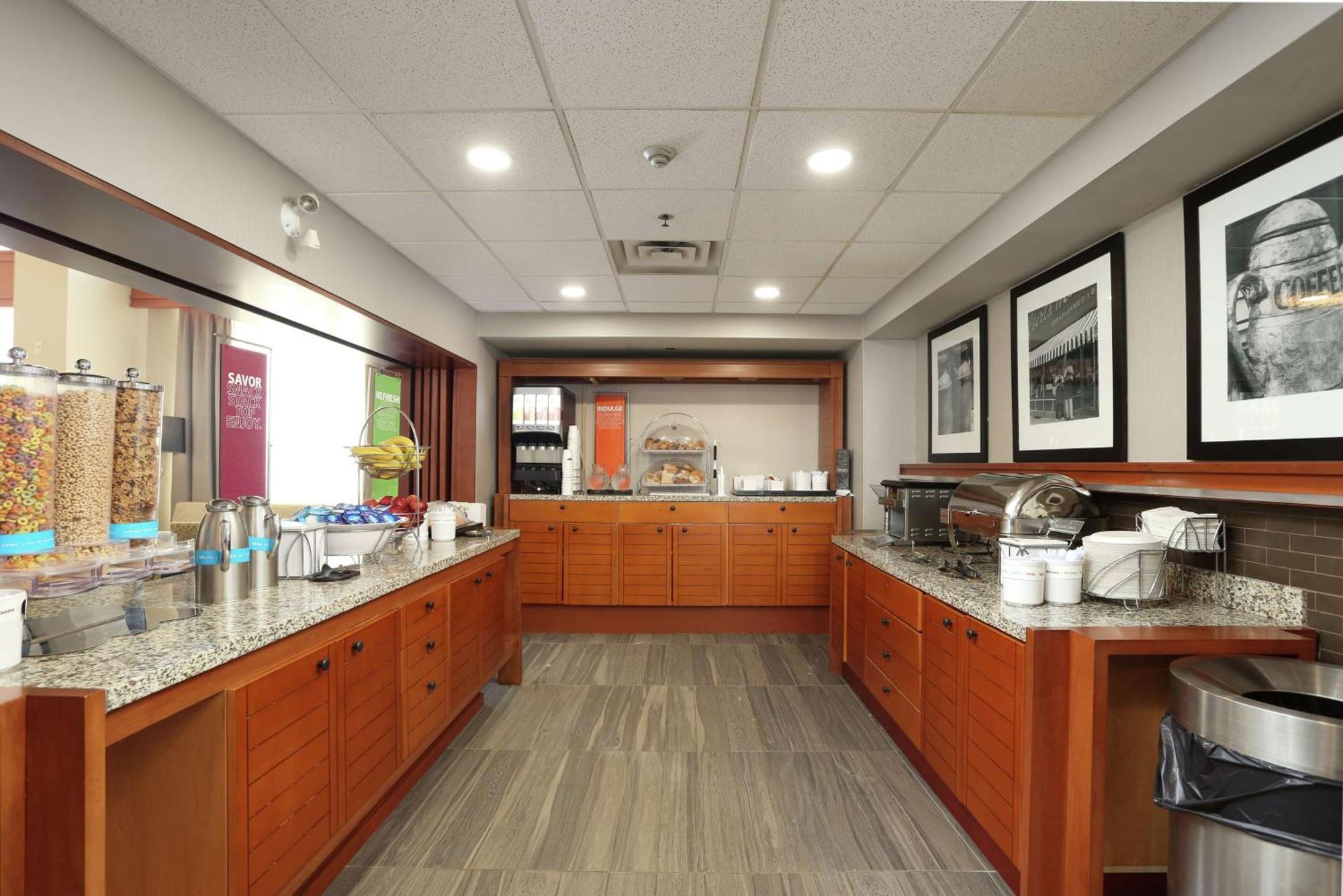 Hampton Inn & Suites By Hilton Barrie Eksteriør billede