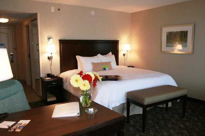 Hampton Inn & Suites By Hilton Barrie Eksteriør billede