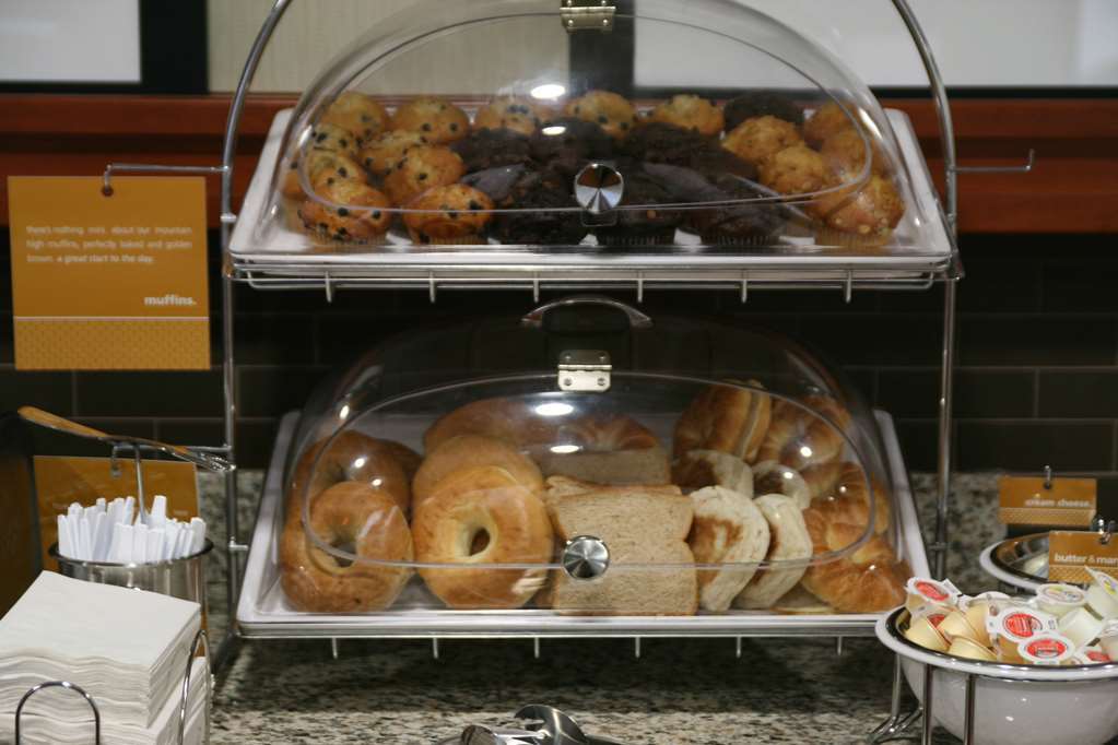 Hampton Inn & Suites By Hilton Barrie Restaurant billede